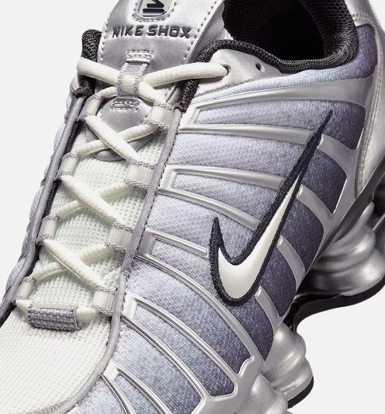 靴 W Nike Shox TL \"lic Silver \" Nike Shox TL Women's Shoes. Nike ID