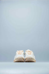 Air Max Deluxe SE Womens Shoe - Guava Ice/Guava Ice