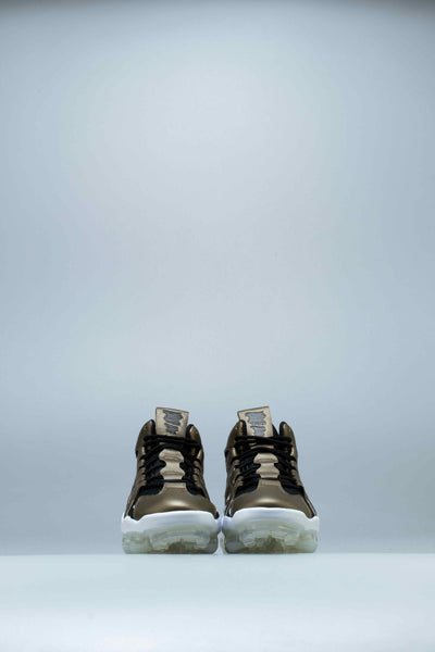 Nike AO2445-900 Vapormax Gliese Mens Shoe Metallic Field/White