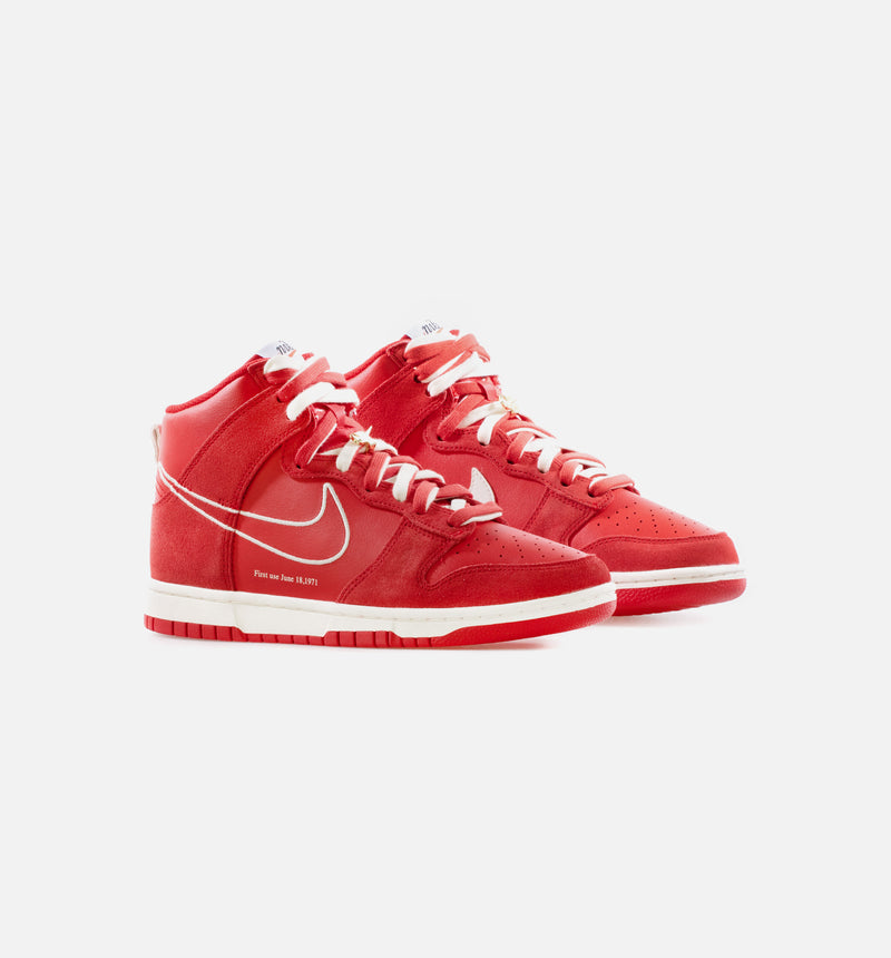 Dunk High SE First Use University Red Mens Lifestyle Shoe - Red/Sail