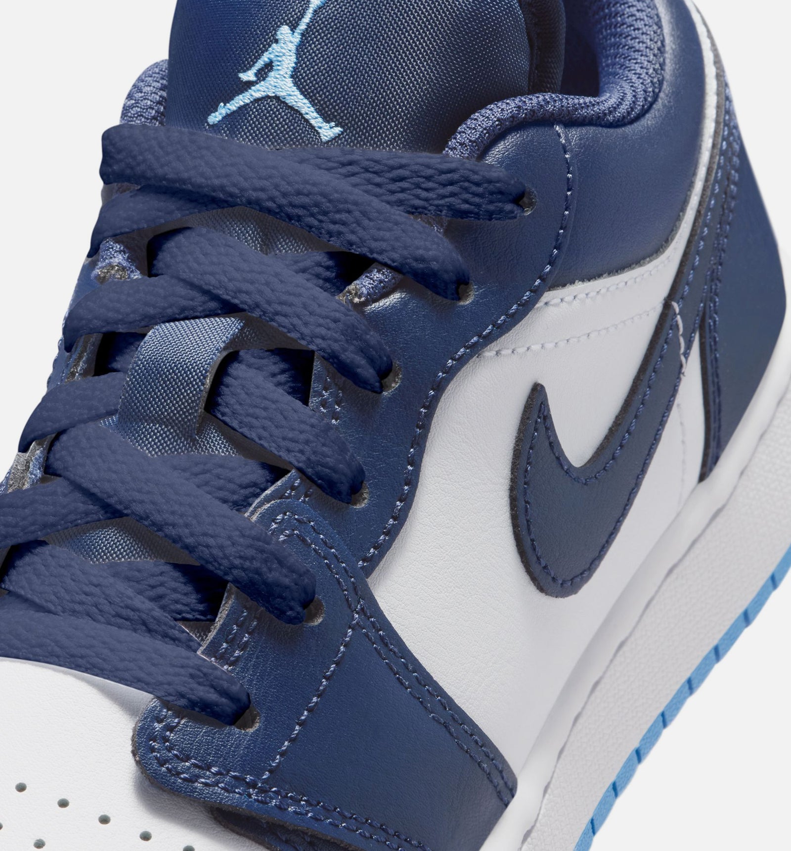 Jordan 553560-404 Air Jordan 1 Low Grade School Lifestyle Shoe