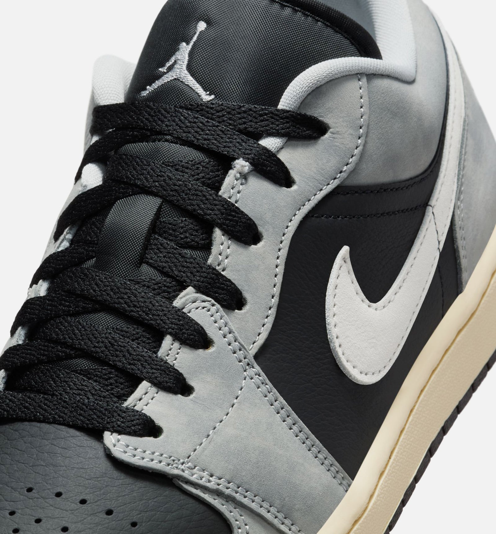 靴 Nike Air Jordan 1 Low \"Grey/Black\" Nike Air Jordan 1 Low 'Shadow' Black White Grey Sneakers