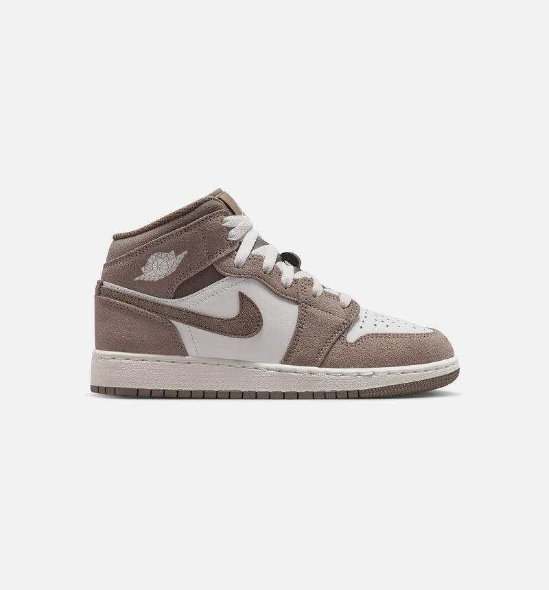 Jordan DQ8423-003 Air Jordan 1 Mid Grade School Lifestyle Shoe