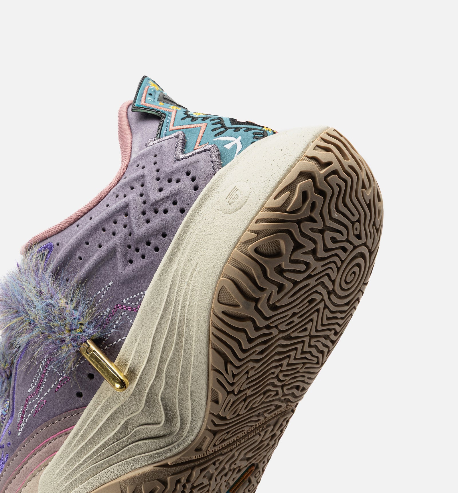 Anta 8125B1110S-1 Kai 2 Artist On Court Mens Basketball Shoe