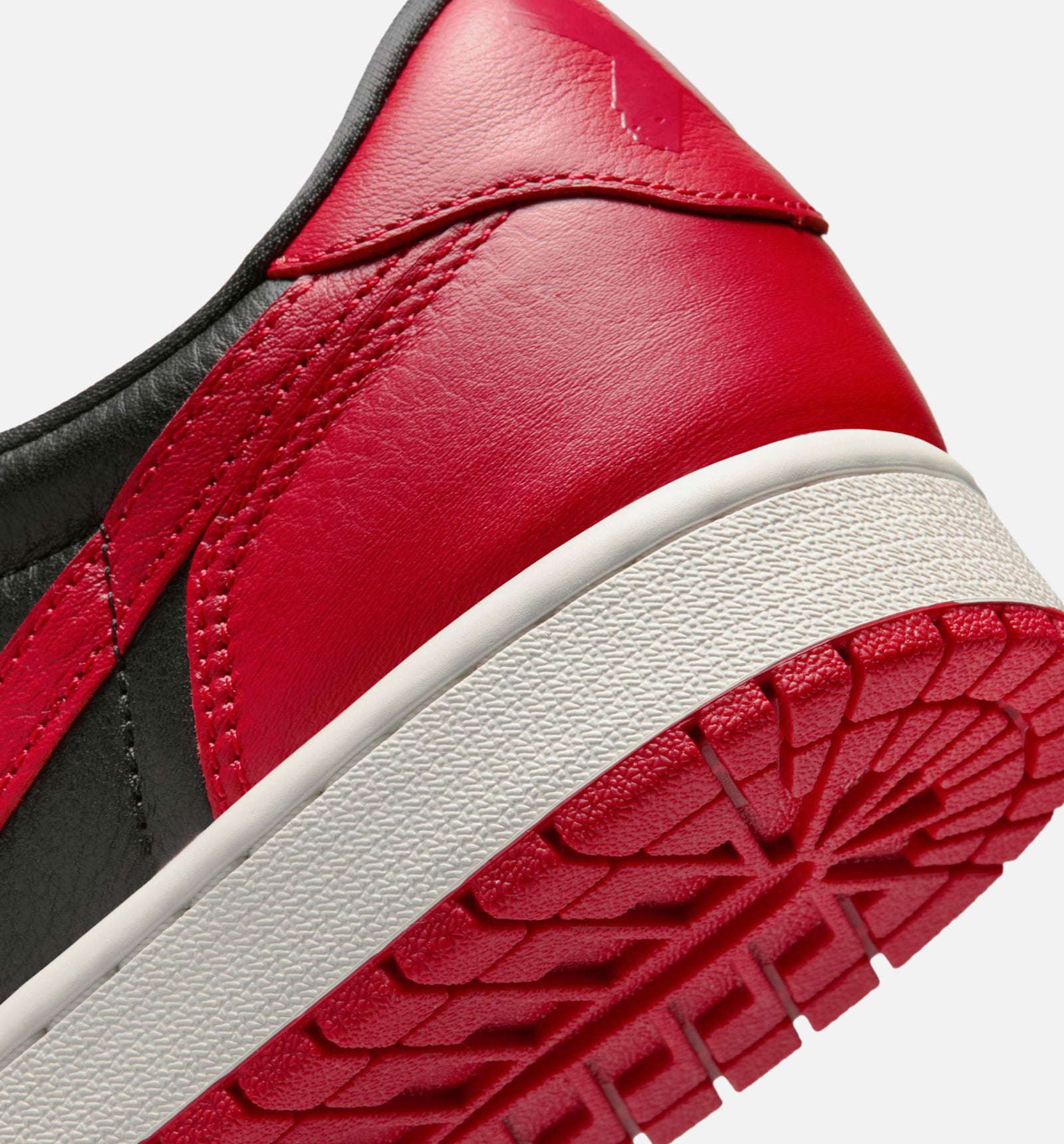Jordan IW6276-001 Air Jordan 1 Retro Low OG Banned Mens Lifestyle 