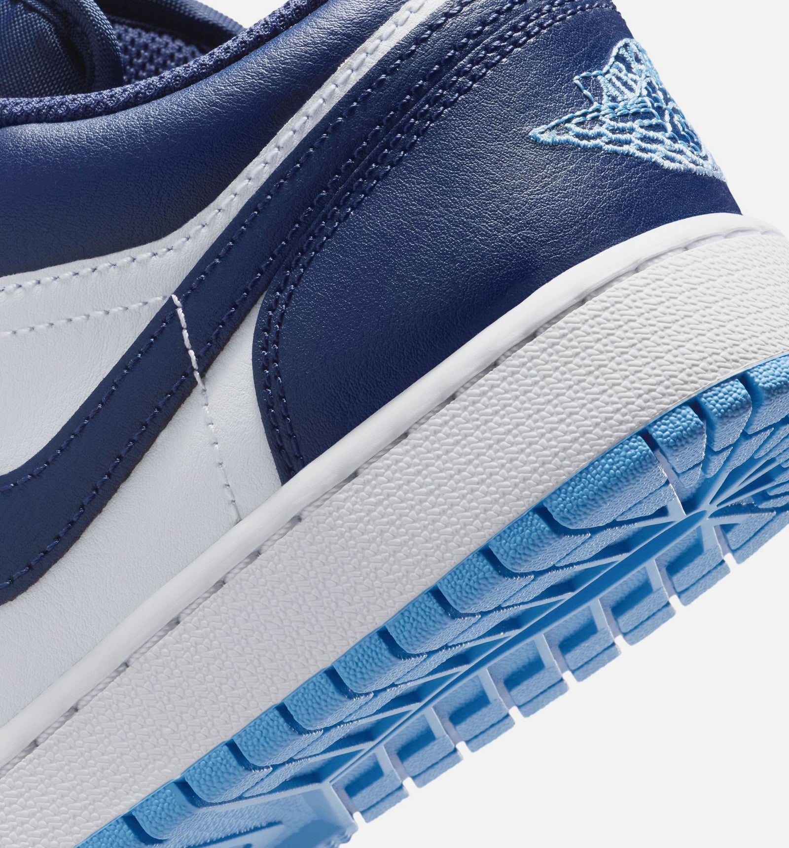 Jordan 553560-404 Air Jordan 1 Low Grade School Lifestyle Shoe