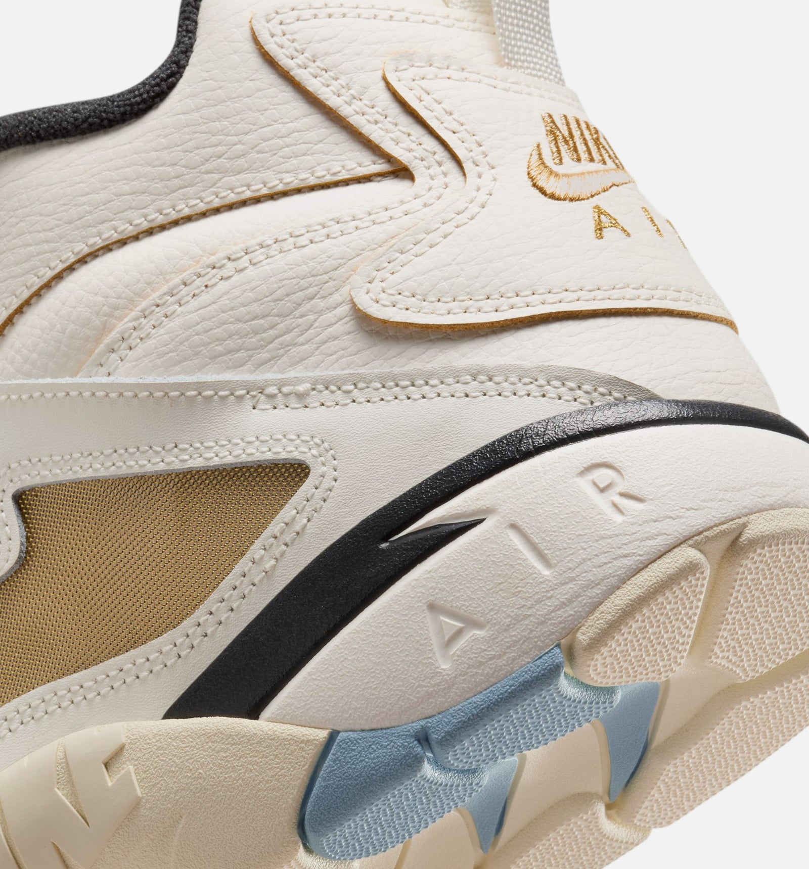 Nike IF2534-100 Air Diamond Turf Mens Lifestyle Shoe - Sail/Mica