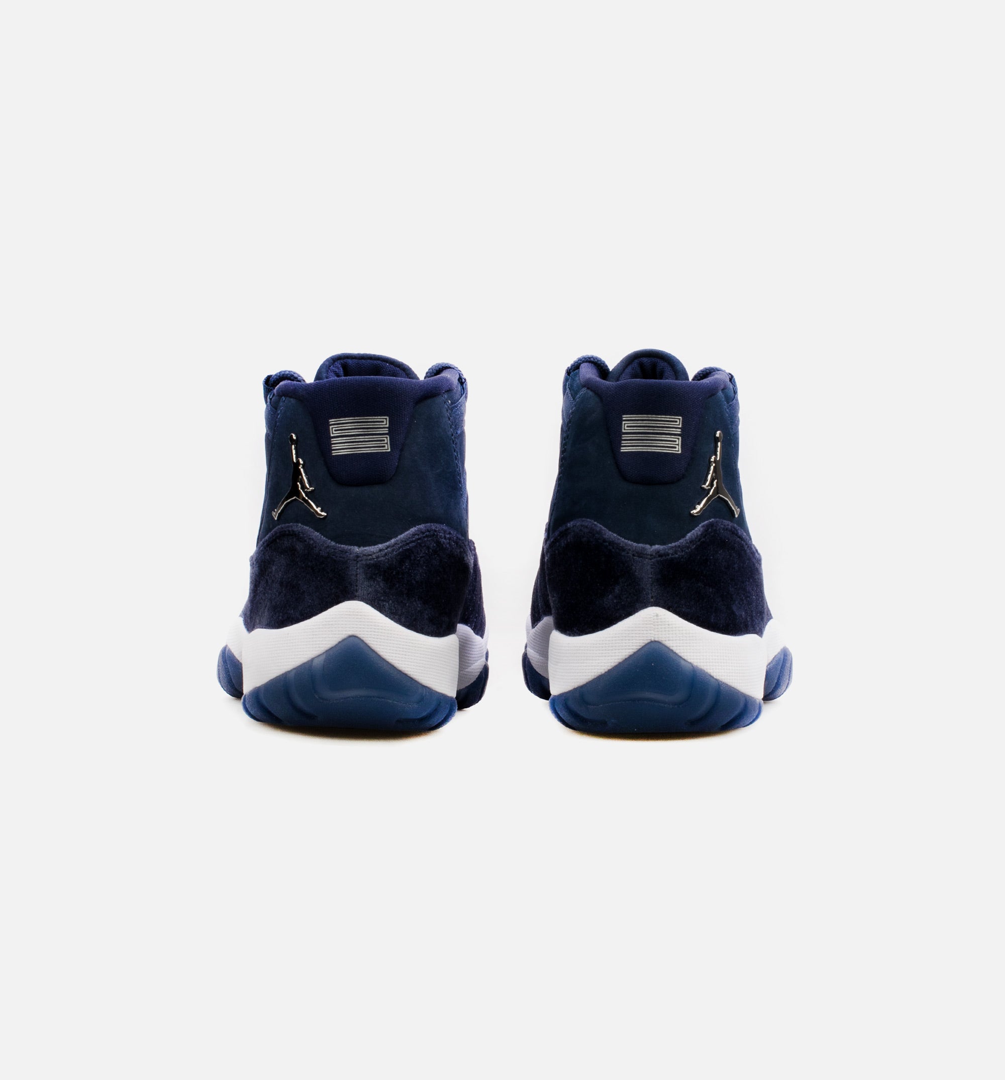 Jordan AR0715-441 Air Jordan 11 Midnight Navy Womens Lifestyle