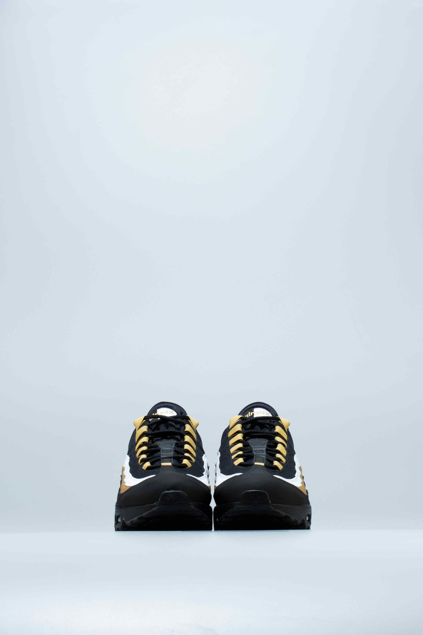 Nike AT2865-002 Air Max 95 Womens Shoe - Black/Gold/White