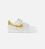 Air Force 1 '07 Saturn Gold Womens Lifestyle Shoe - White/Yellow