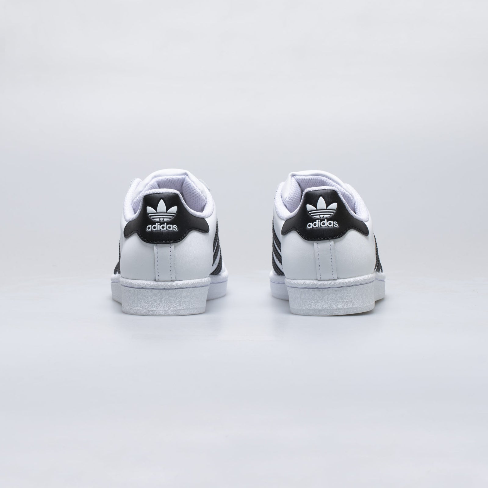 adidas FU7712 Superstar Grade School Lifestyle