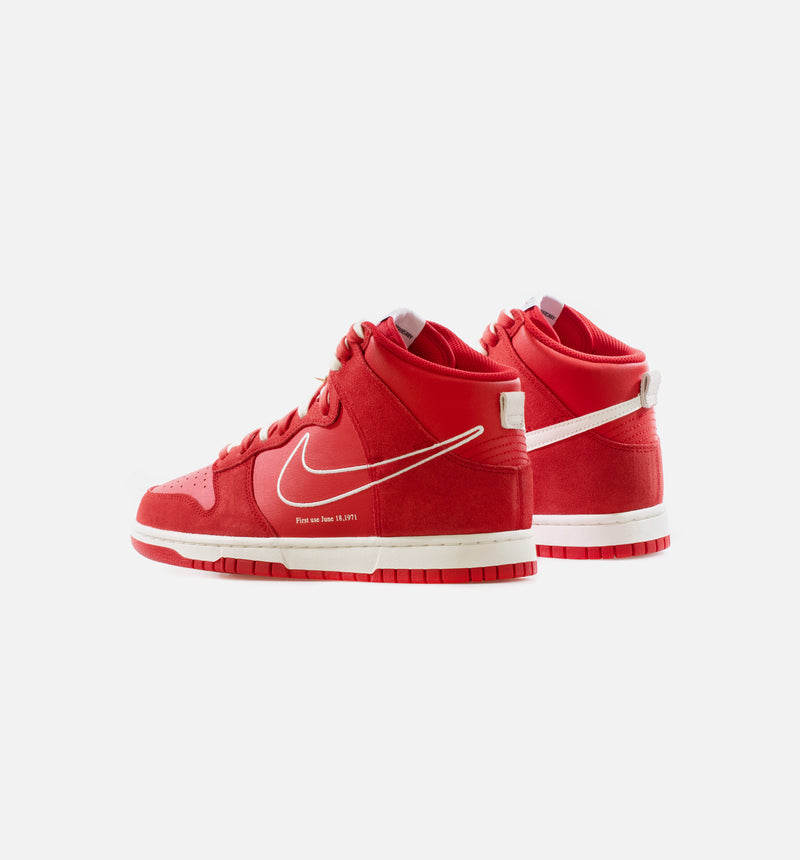 Dunk High SE First Use University Red Mens Lifestyle Shoe - Red/Sail