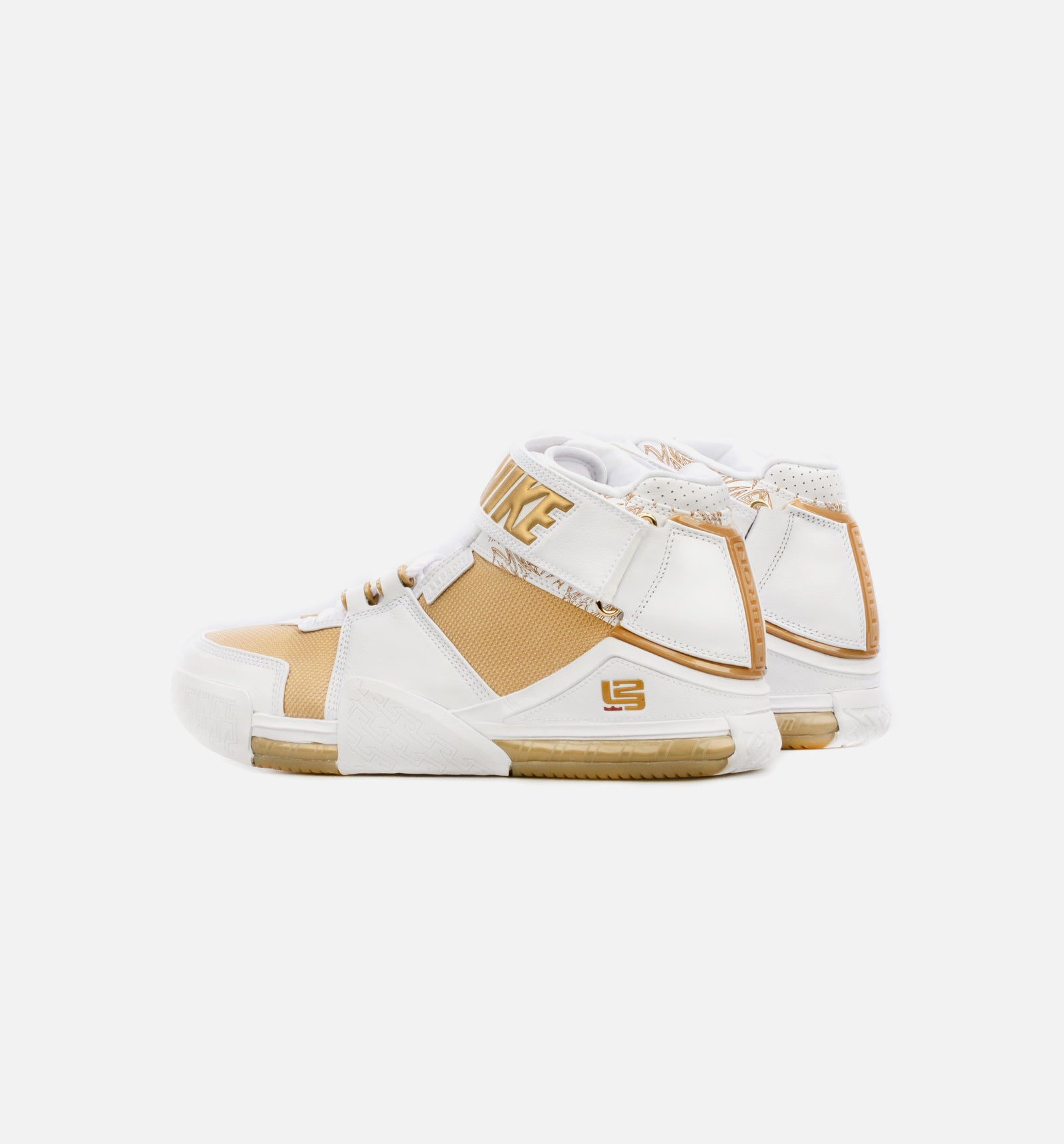 nike white and gold basketball shoes