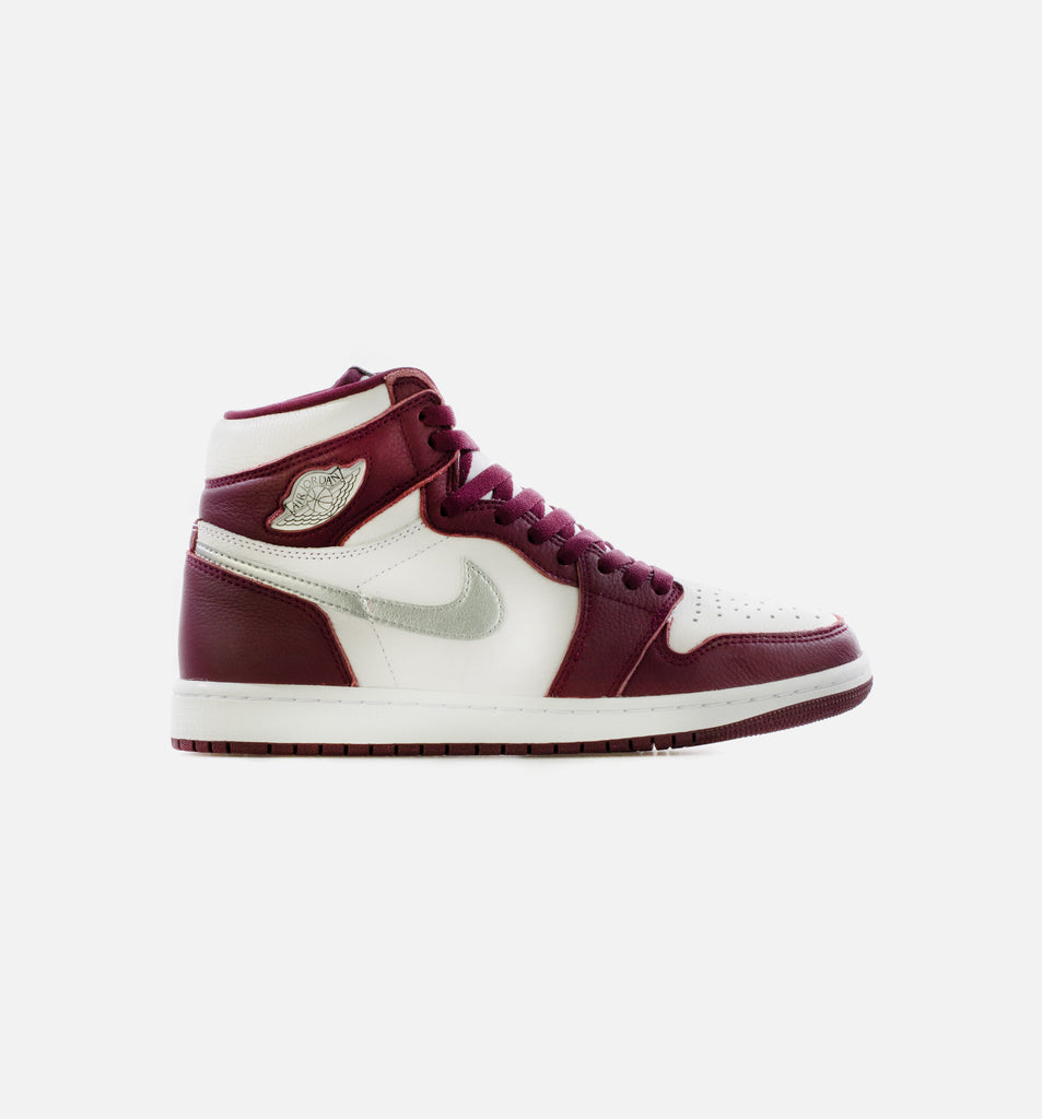 Jordan 555088-611 Air Jordan 1 Retro High OG Bordeaux Mens  display picture 2