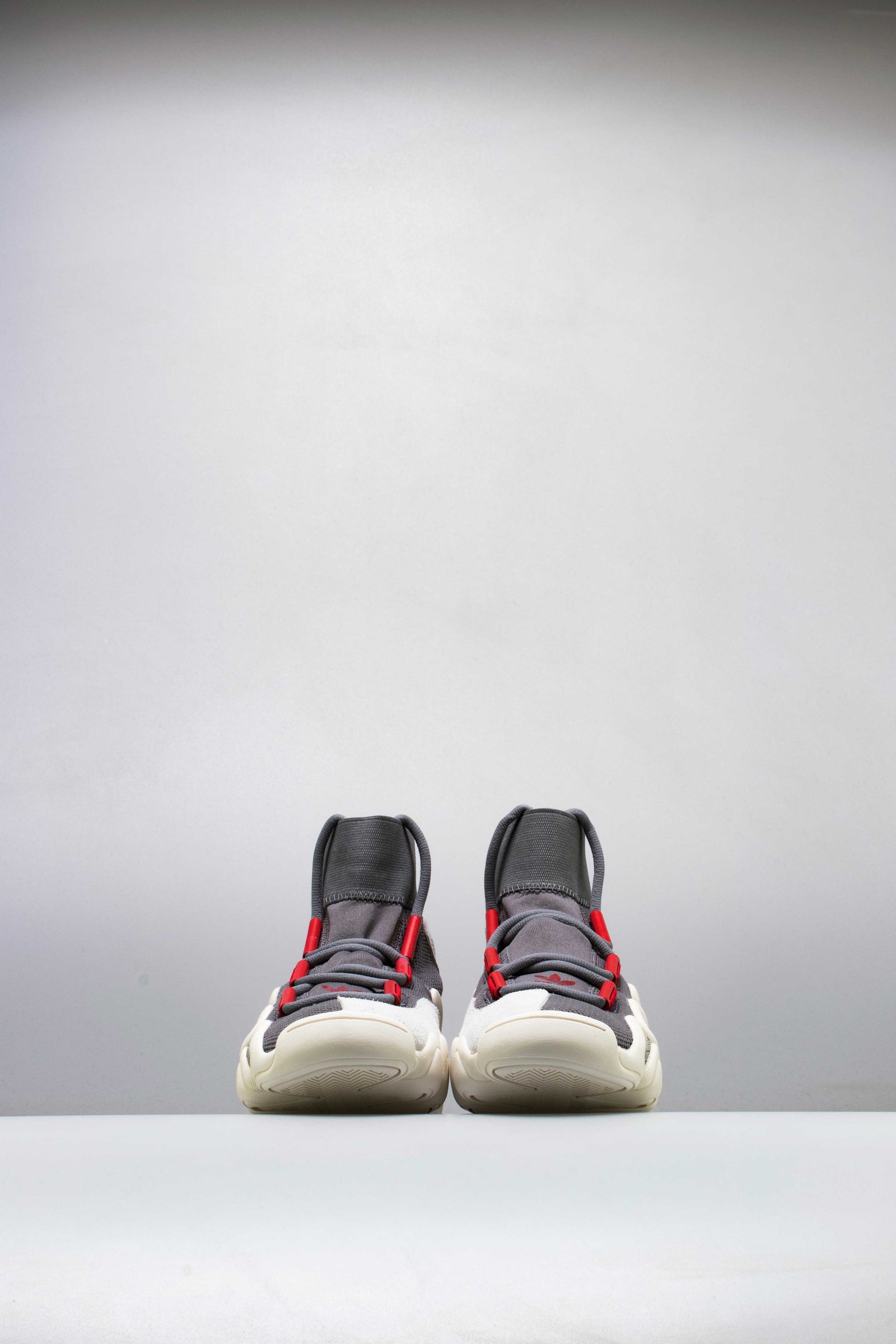【お客】 Adidas Consortium CQ1869 Crazy 8 ADV Mens Shoe - Grey/Red/White