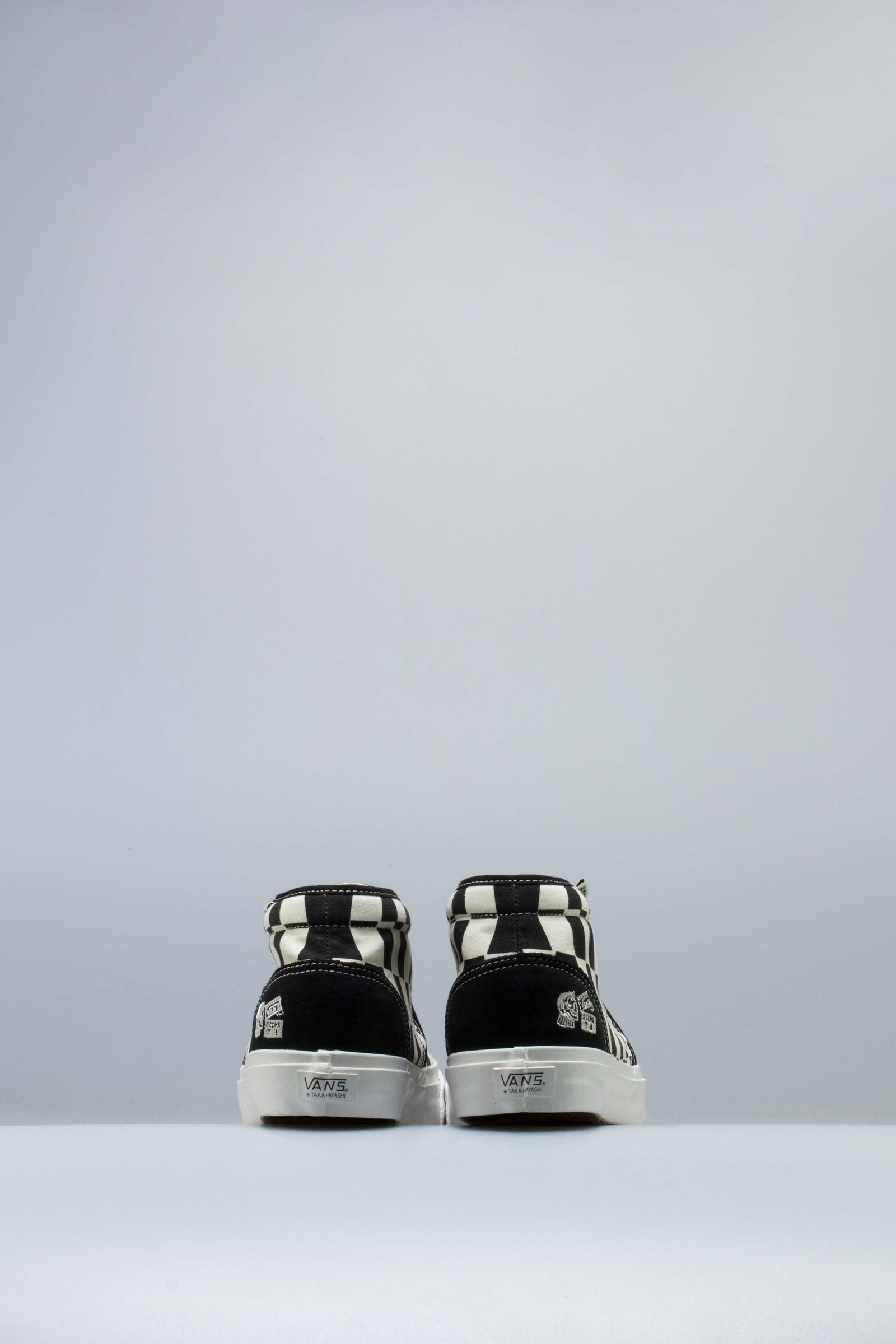 Vans VN0A3MVNR4M Vans Vault X Taka Hayashi Chukka 75 LX