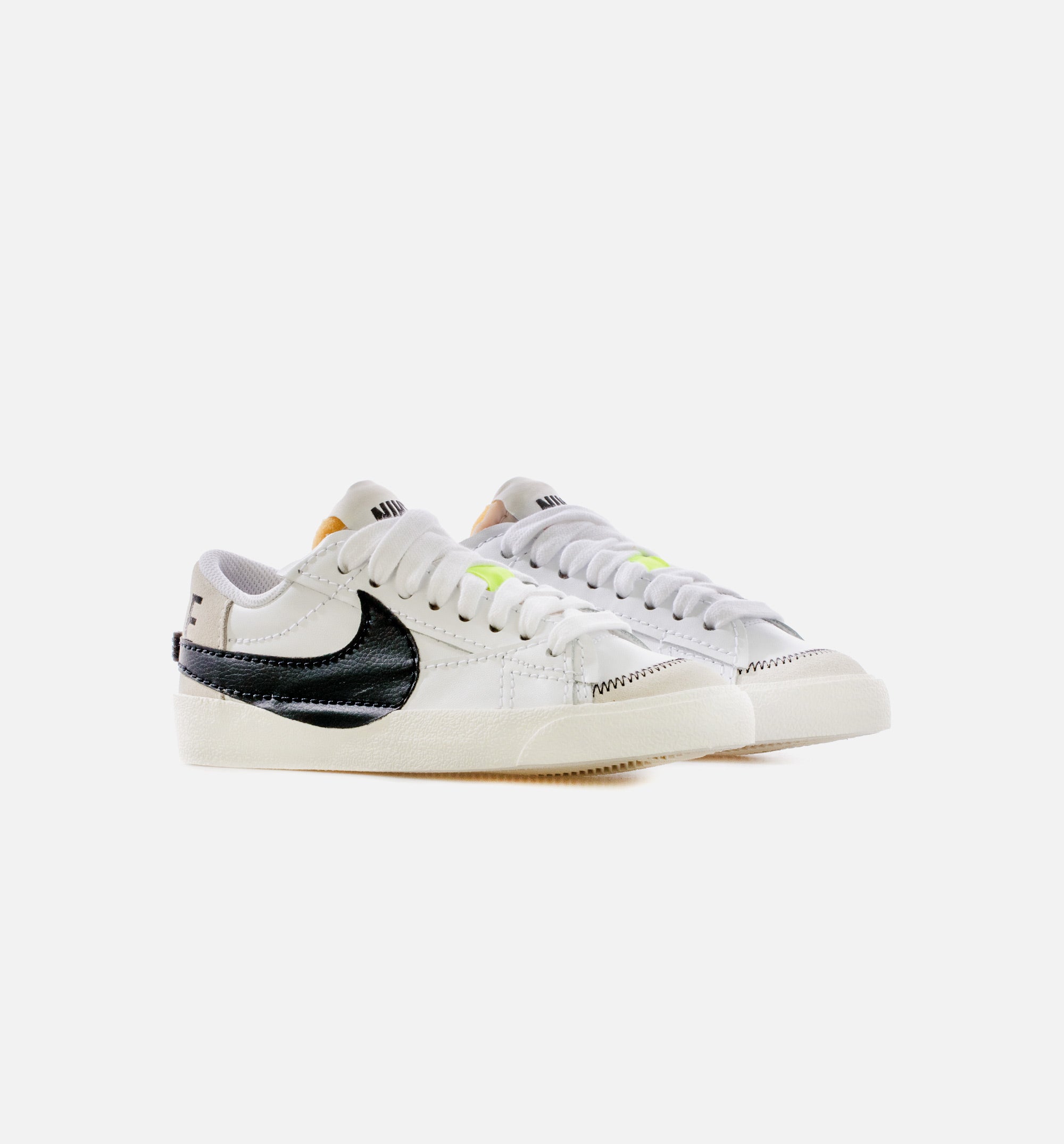 Nike Blazer Low '77 Jumbo Women's Shoes.