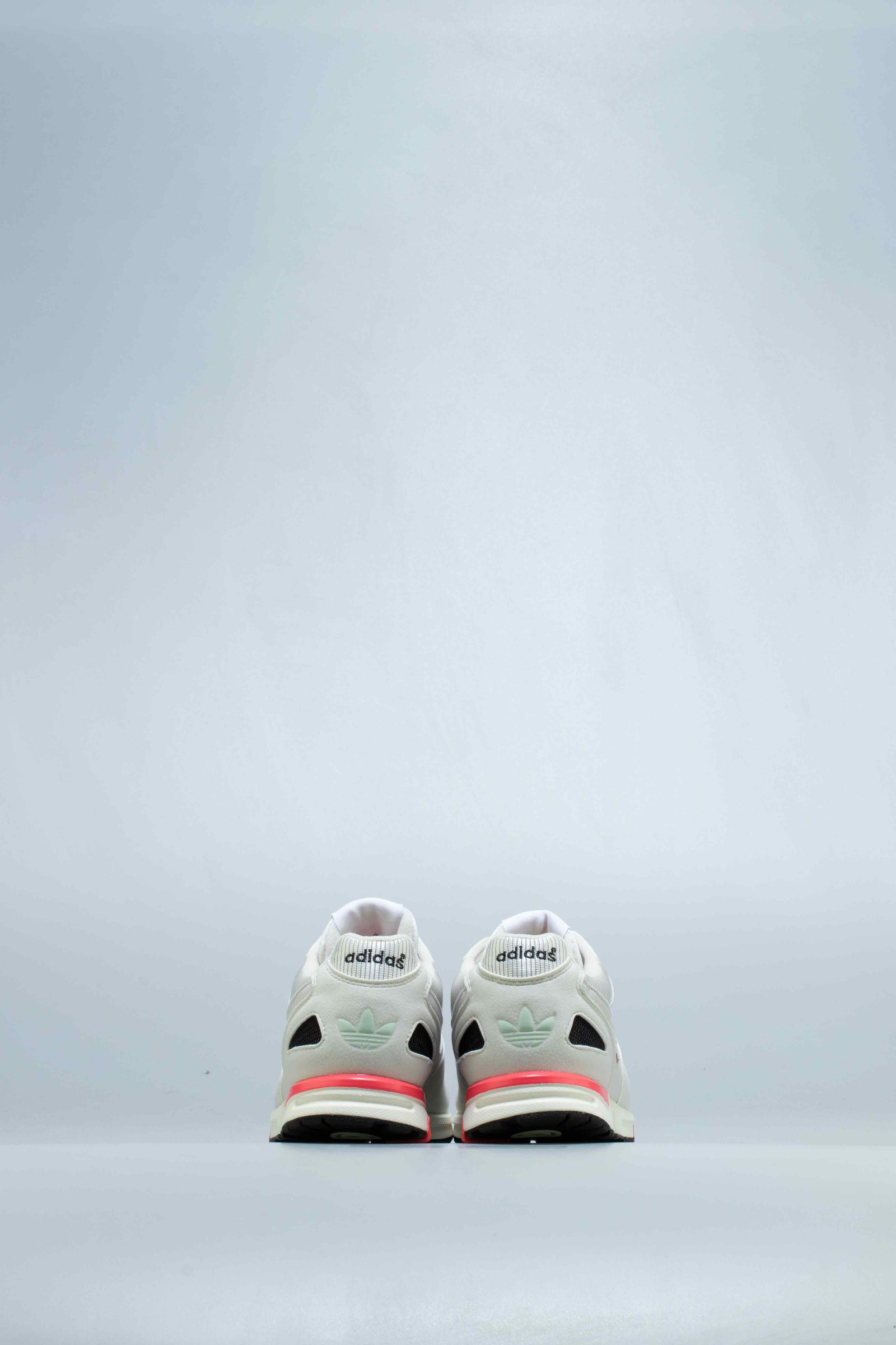 adidas EE4834 ZX 4000 Womens Lifestyle Shoe - Chalk White/Crystal