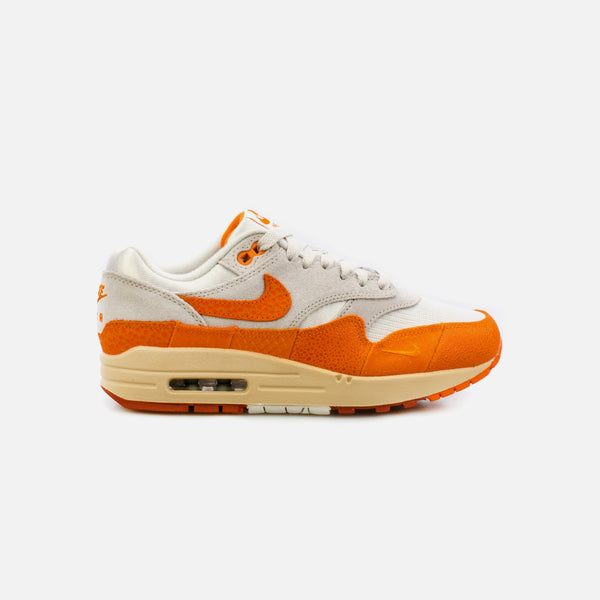 Nike DZ4709-001 Air Max 1 Master Magma Orange Womens Lifestyle