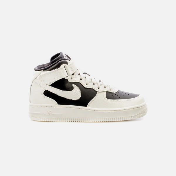 Nike air force 1 outlet mid 07 black white