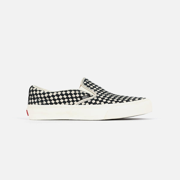 Vans slip 2024 on 66