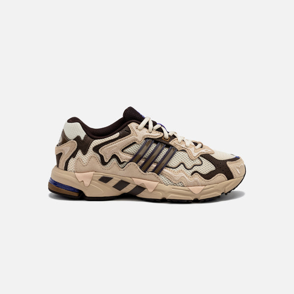 激レアCREAM ISSUE 06/ANDRÉ EDITION 2006 Bad Bunny x adidas Originals Response CL Ecru Tint ID0780