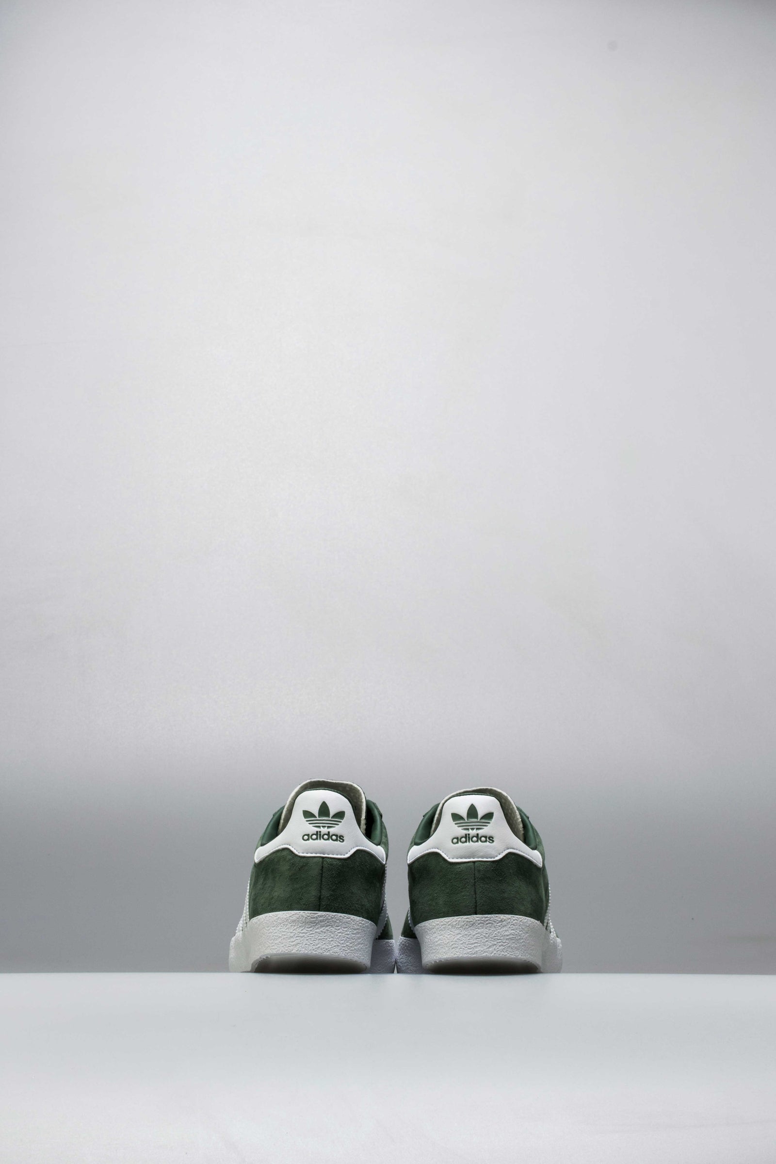 adidas gazelle silver green womens adidas BY9767 350 Mens Performance Shoe