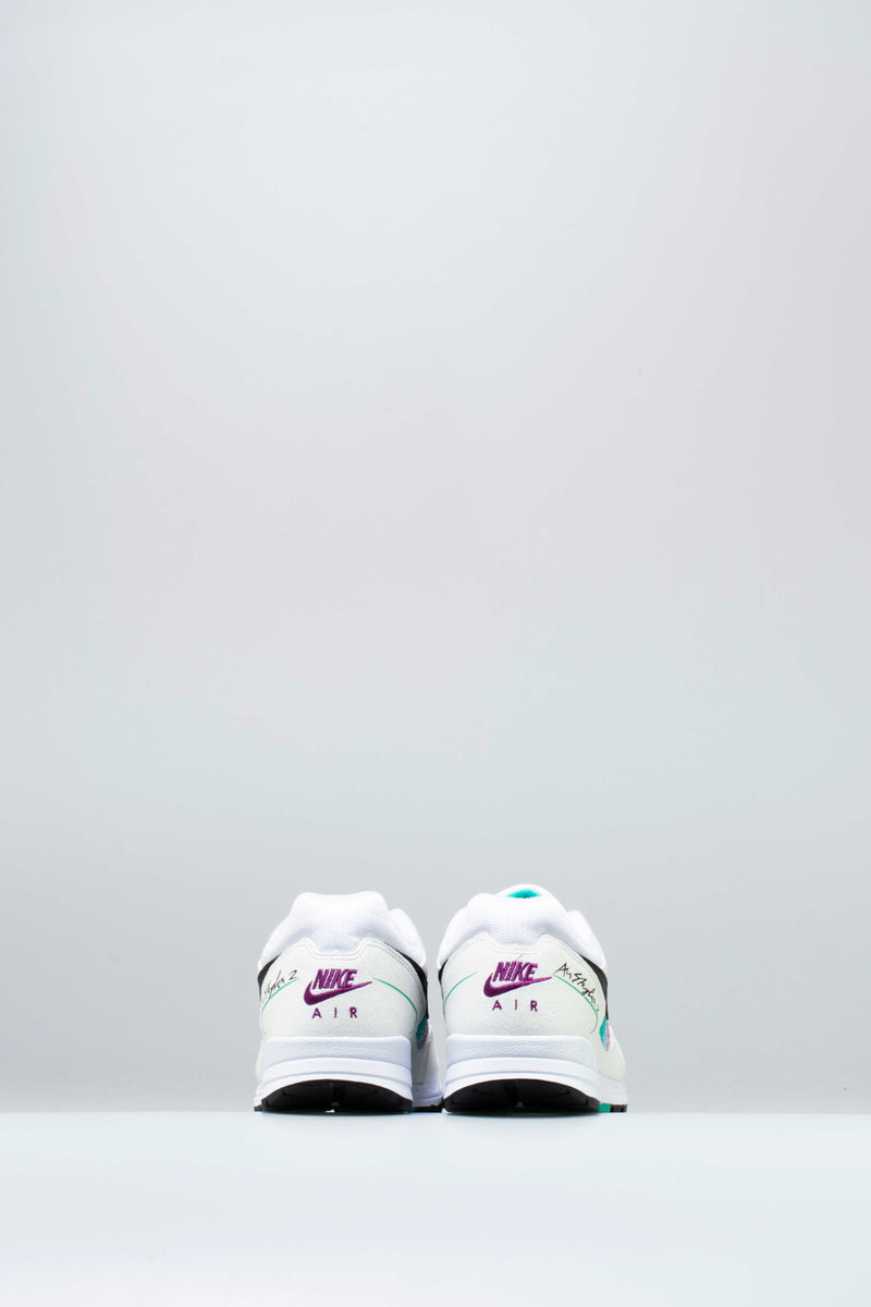 Air Skylon Li Womens Shoe - White/Blue