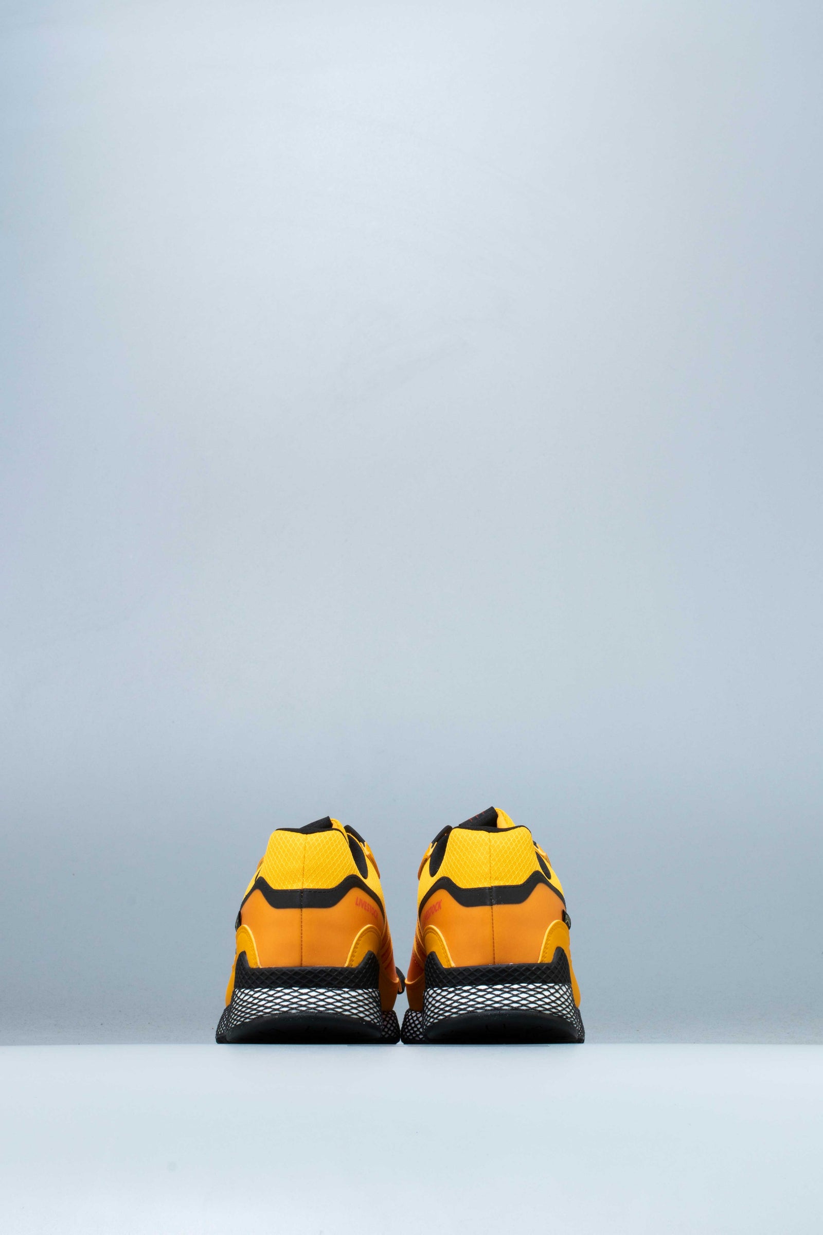 Adidas Consortium B37852 Livestock X adidas Consortium Ultra Tech