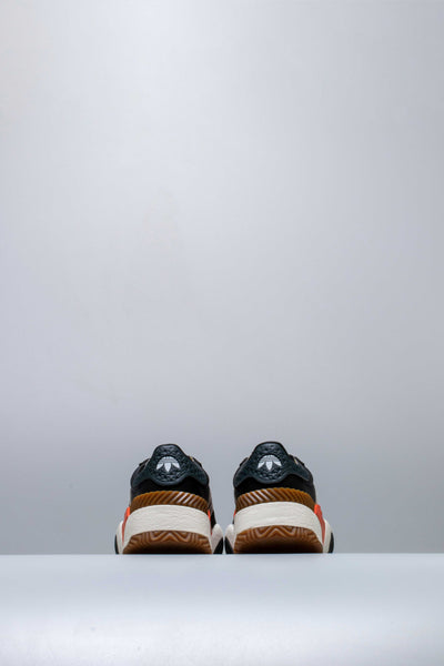 aq1237 adidas